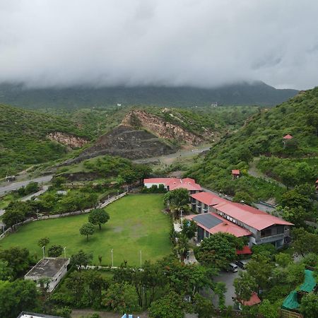 The Divine Hills Resort Nāi Buitenkant foto